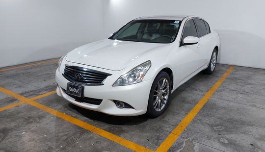Infiniti • G