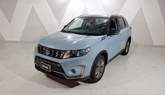 Suzuki • Vitara
