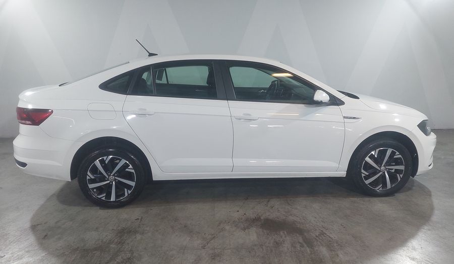 Volkswagen Virtus 1.6 COMFORTLINE AUTO Sedan 2022