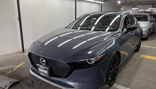 Mazda • Mazda 3