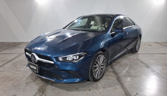 2021 • 21,247 km • Automático