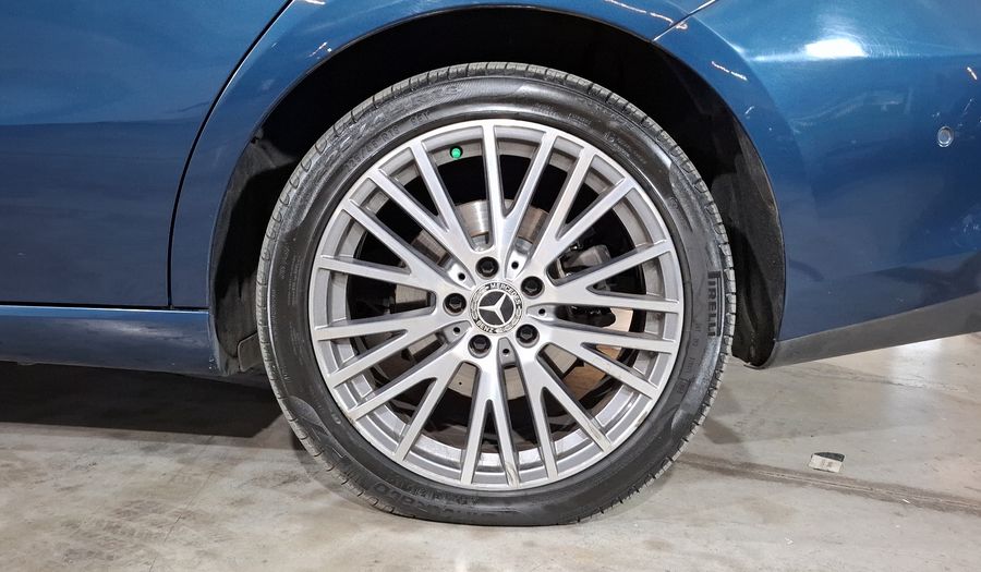 Mercedes Benz Clase Cla 1.3 CLA 200 PROGRESSIVE DCT Coupe 2021