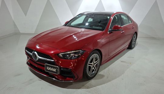 2023 • 23,591 km • Automático