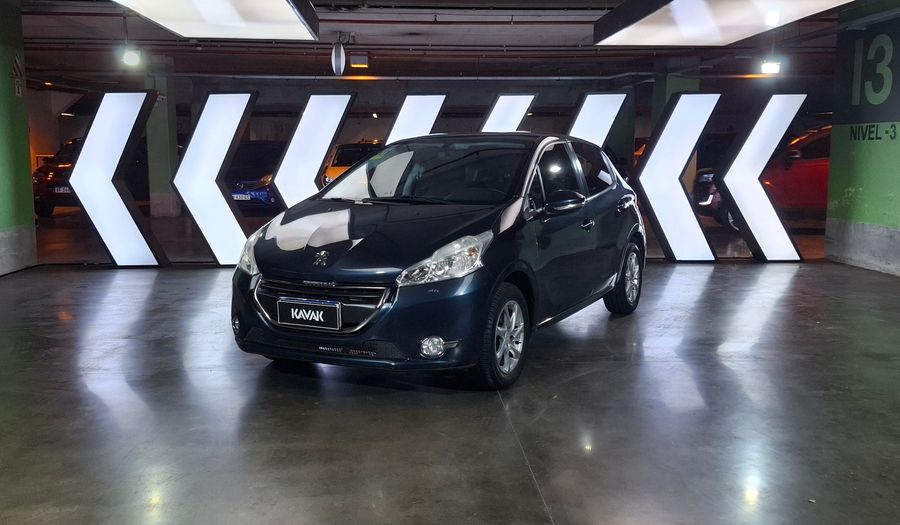Peugeot 208 1.5 ALLURE TOUCHSCREEN Hatchback 2016