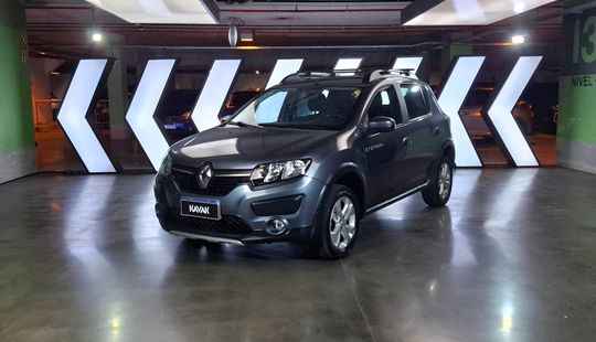 Renault • Sandero Stepway