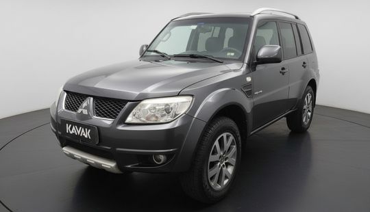 Mitsubishi • Pajero TR4