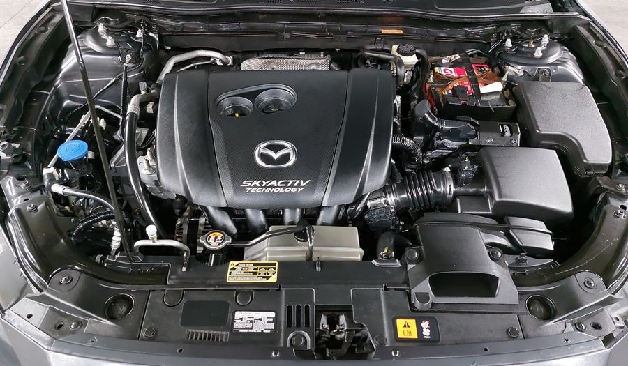 Mazda 3 2.0 SEDAN I TOURING TM Sedan 2015