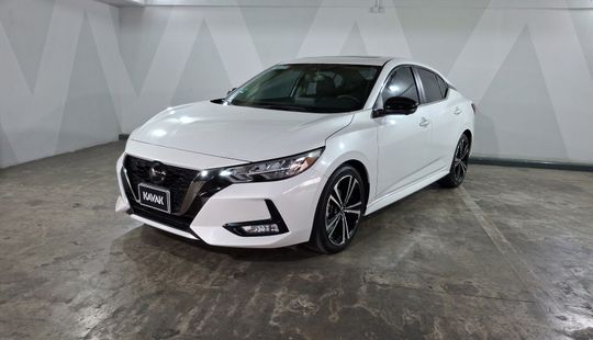 Nissan • Sentra