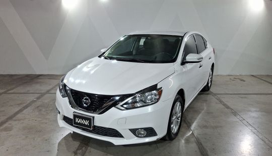 2017 • 134,817 km • Automático