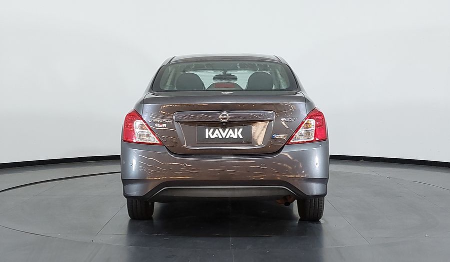 Nissan Versa START SV Sedan 2017