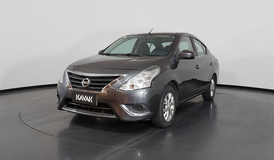 Nissan Versa START SV Sedan 2017