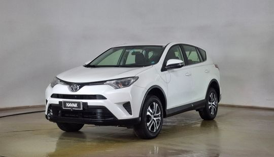 Toyota • RAV4