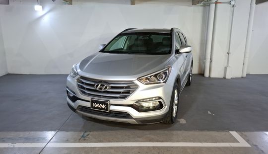 Hyundai • Santa Fe