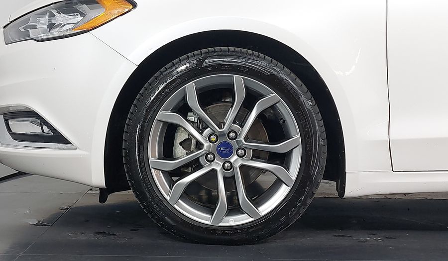 Ford Fusion SEL Sedan 2017
