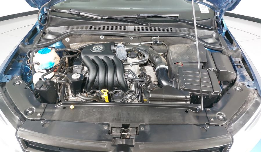 Volkswagen Jetta 2.0 MT Sedan 2017