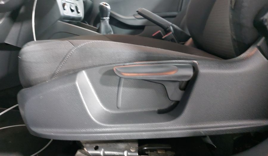 Volkswagen Jetta 2.0 MT Sedan 2017
