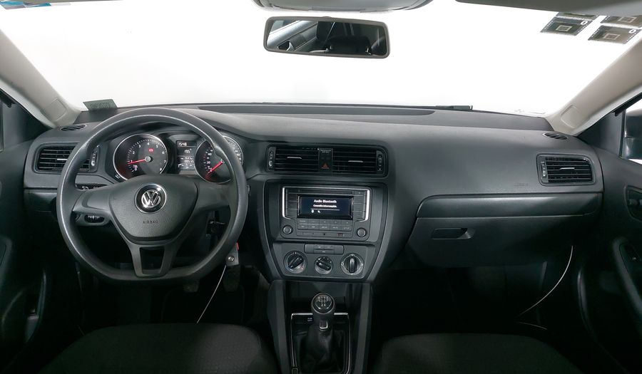 Volkswagen Jetta 2.0 MT Sedan 2017