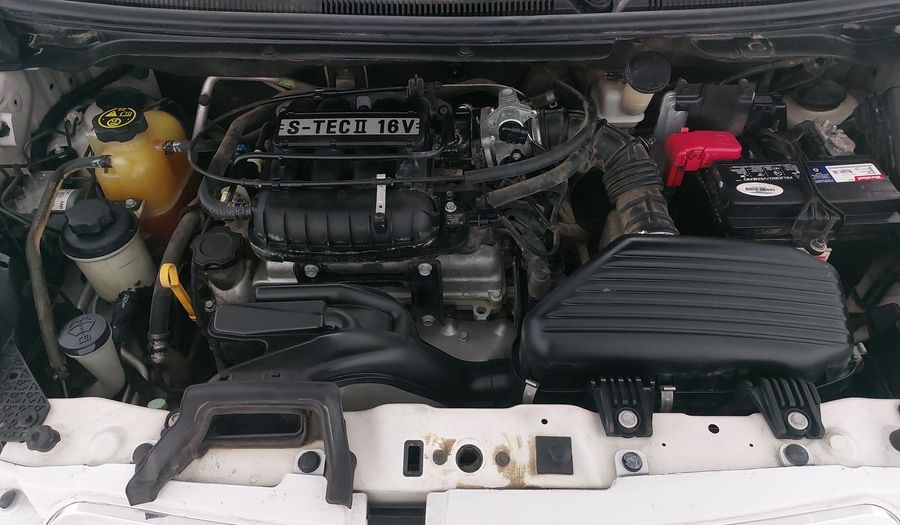 Chevrolet Spark 1.2 LTZ C MT Hatchback 2013