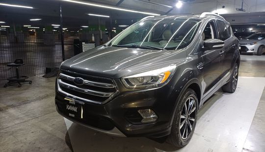 Ford • Escape