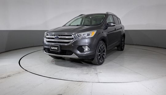 Ford • Escape