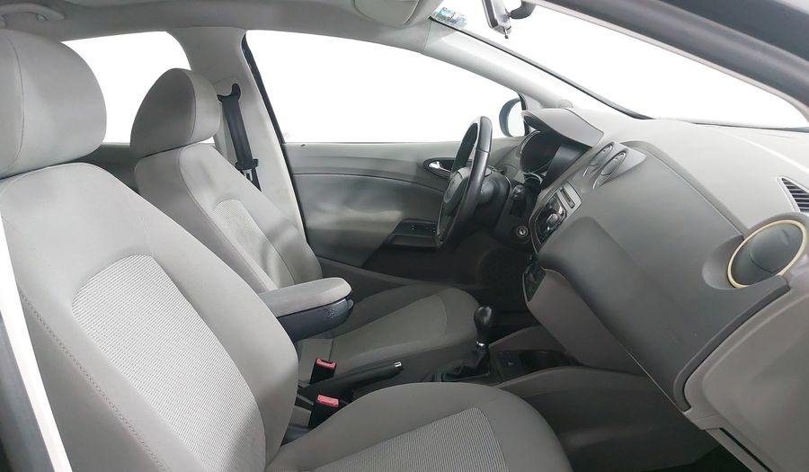 Seat Ibiza 1.6 STYLE 4 PTAS DSG Hatchback 2013