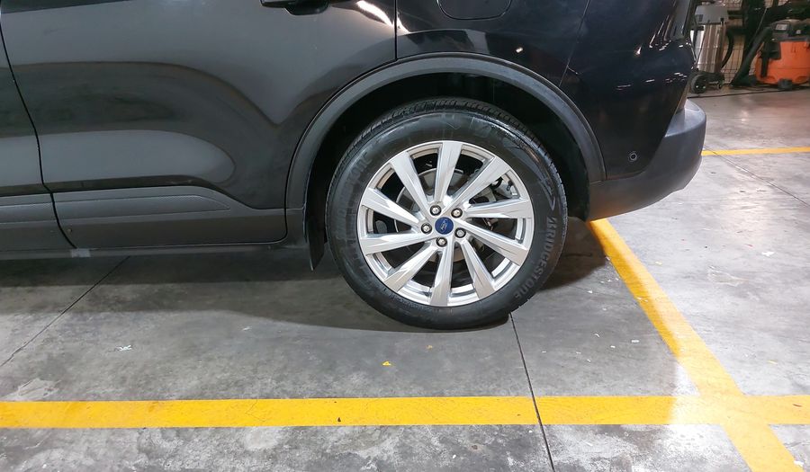 Ford Escape 2.5 HEV TITANIUM CVT Suv 2022