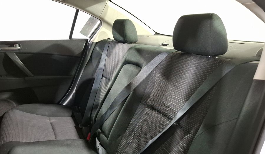 Mazda 3 2.0 SEDAN I TOURING TA Sedan 2013