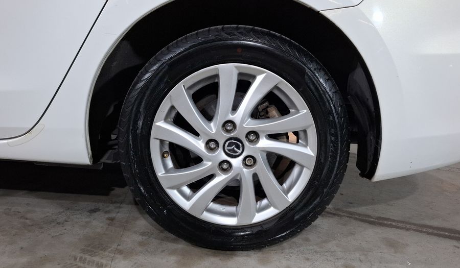 Mazda 3 2.0 SEDAN I TOURING TA Sedan 2013