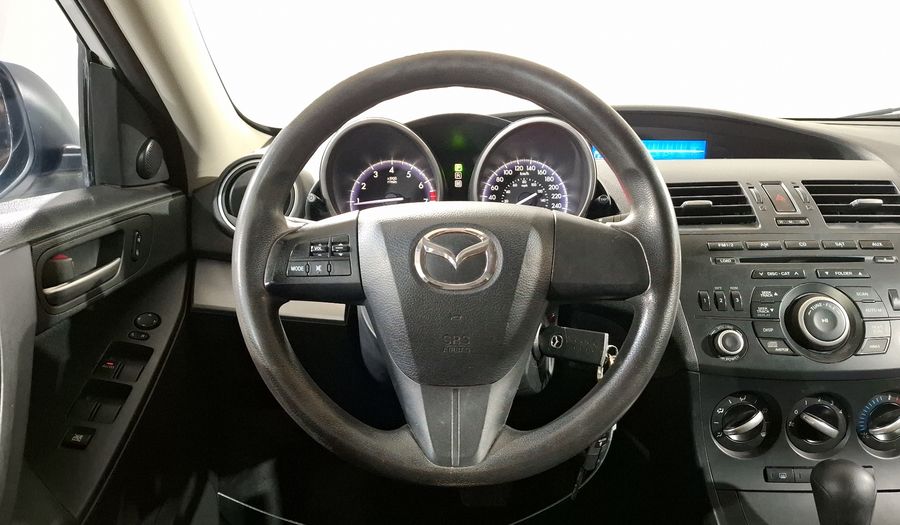 Mazda 3 2.0 SEDAN I TOURING TA Sedan 2013