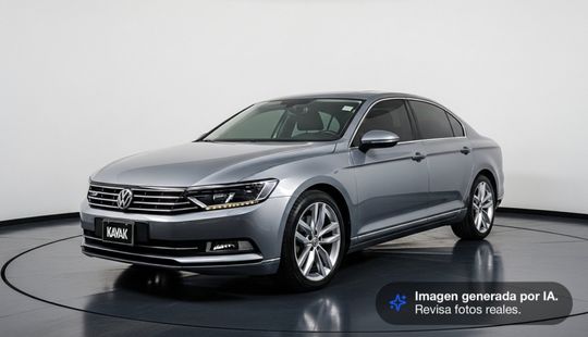 Volkswagen • Passat