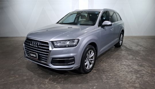 Audi • Q7