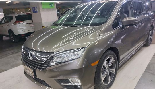 Honda • Odyssey