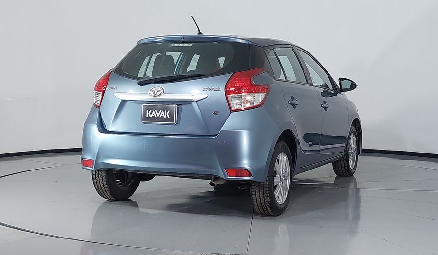 Toyota Yaris 1.5 SE MT 5PTAS Hatchback 2017