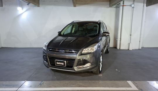 Ford • Escape