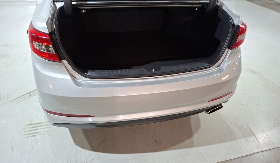 Hyundai Sonata 2.4 PREMIUM AT Sedan 2016
