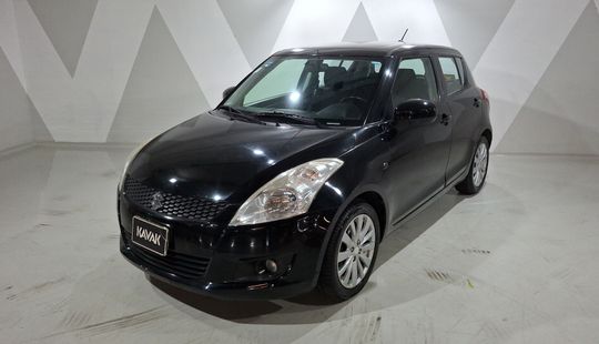Suzuki • Swift