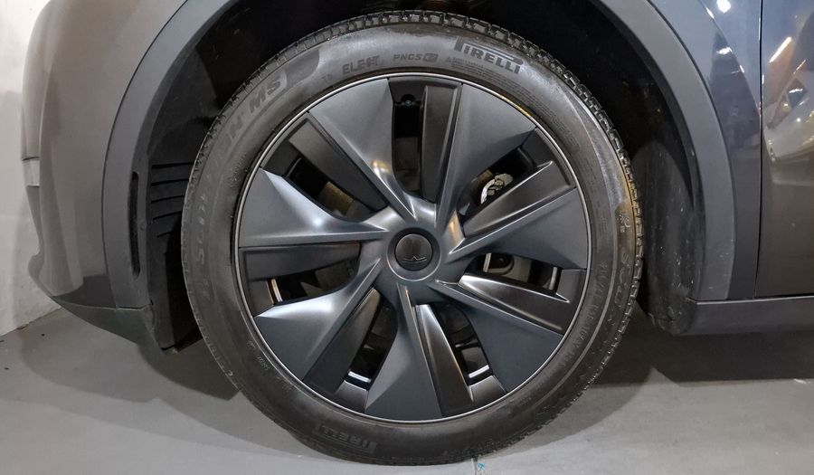 Tesla Model Y BEV RWD AUTO Suv 2025