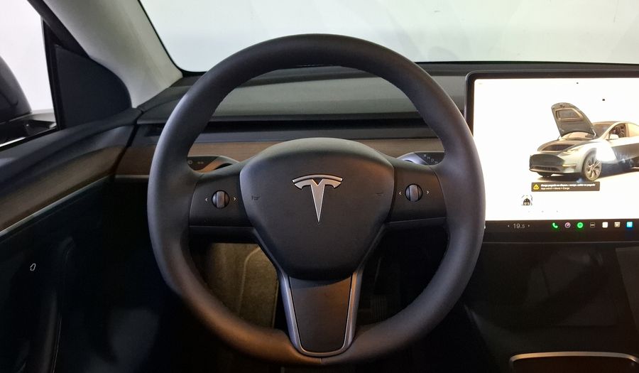 Tesla Model Y BEV RWD AUTO Suv 2025