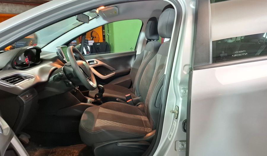 Peugeot 208 1.6 ALLURE Hatchback 2018