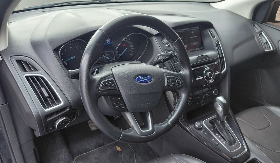 Ford Focus Iii 2.0 TITANIUM POWERSHIFT Hatchback 2016