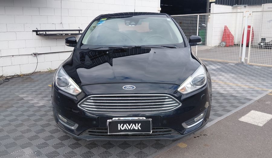 Ford Focus Iii 2.0 TITANIUM POWERSHIFT Hatchback 2016