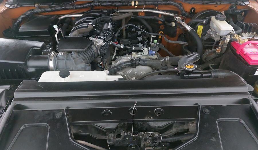 Nissan Np300 2.5 LE TM AC Pickup 2018