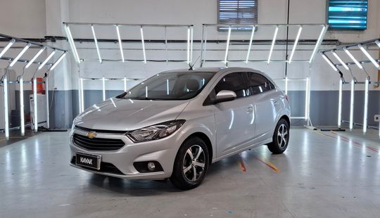 Chevrolet • Onix