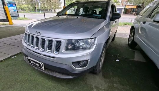 Jeep • Compass