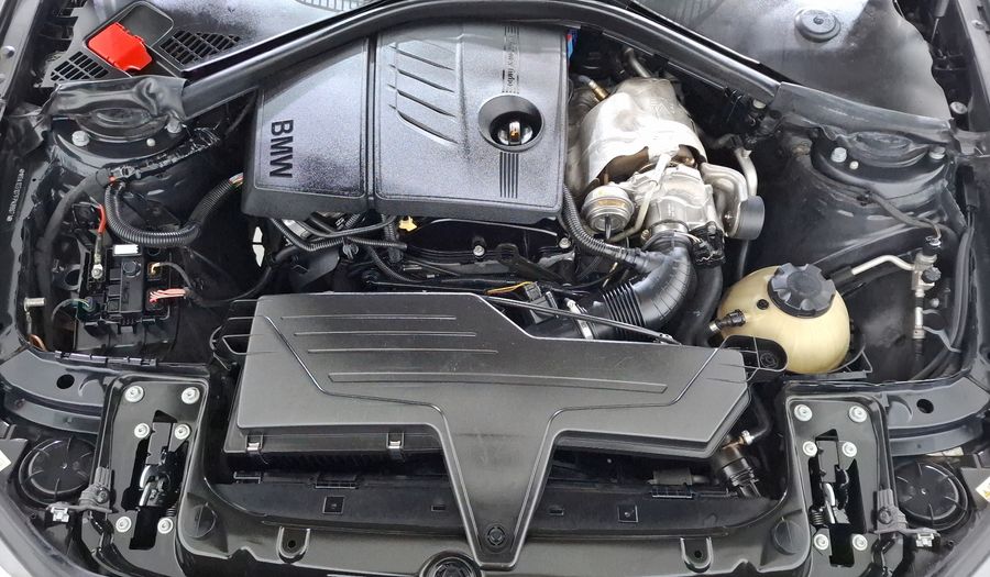 Bmw Serie 1 1.6 118IA URBAN LINE Hatchback 2015