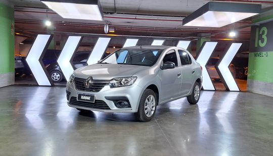 Renault • Logan