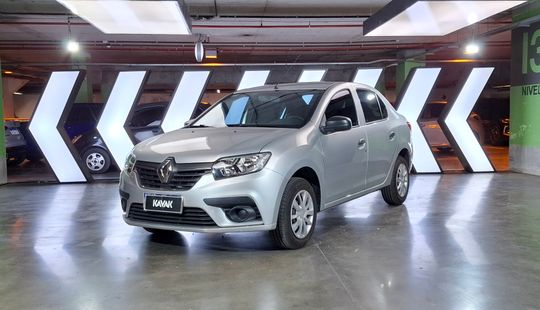 Renault • Logan