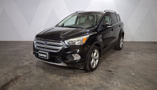 Ford • Escape
