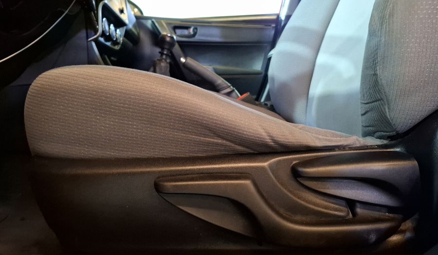 Toyota Corolla 1.8 BASE MT Sedan 2018