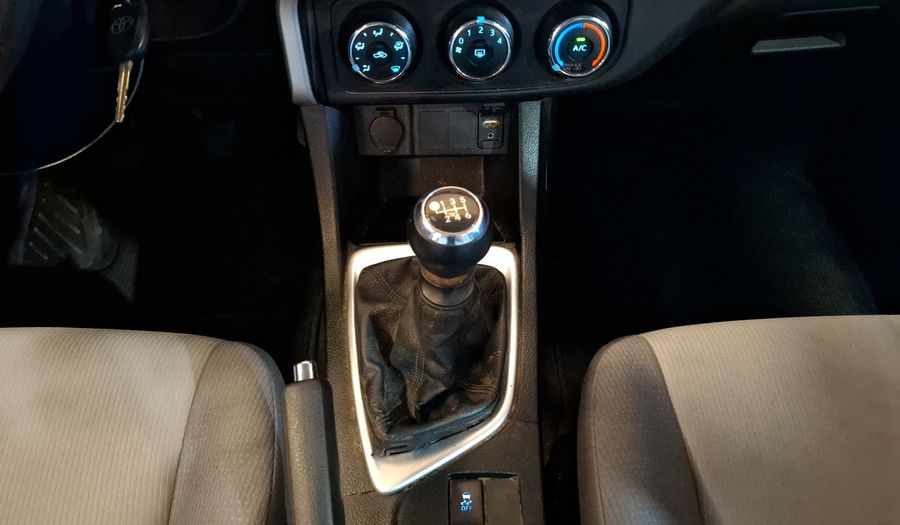 Toyota Corolla 1.8 BASE MT Sedan 2018